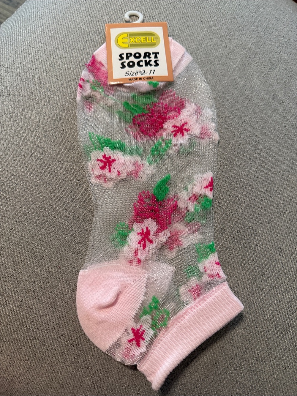 NWT Transparent Floral Ankle Socks